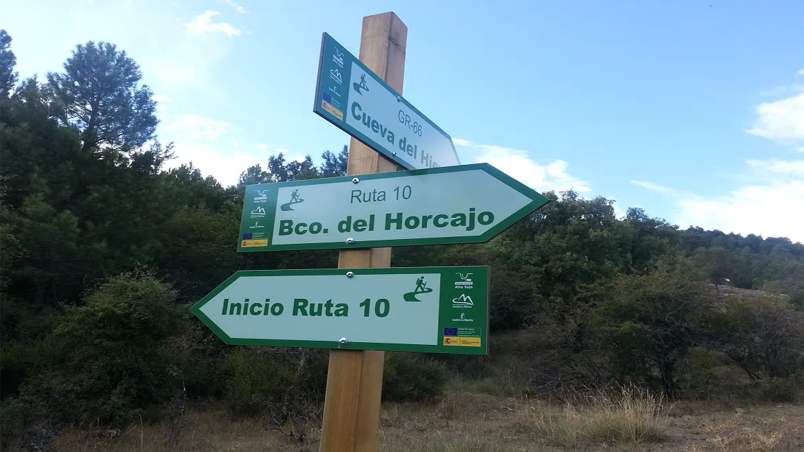 señales senderismo Peralejos delas Truchas